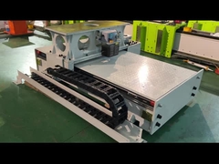 Γραμμική τροχιά με πλευρική αλυσίδα ρυμούλκου